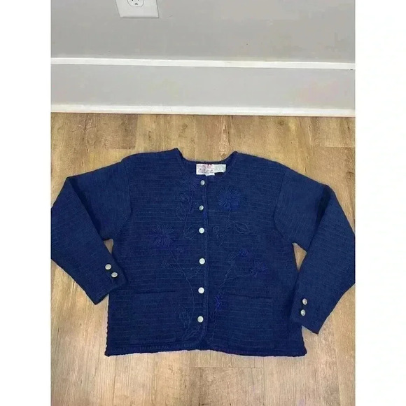 Vtg Tally-Ho Cardigan Jacket Embroidered Floral Navy Blue Knitted Women's M - Picture 10 of 14